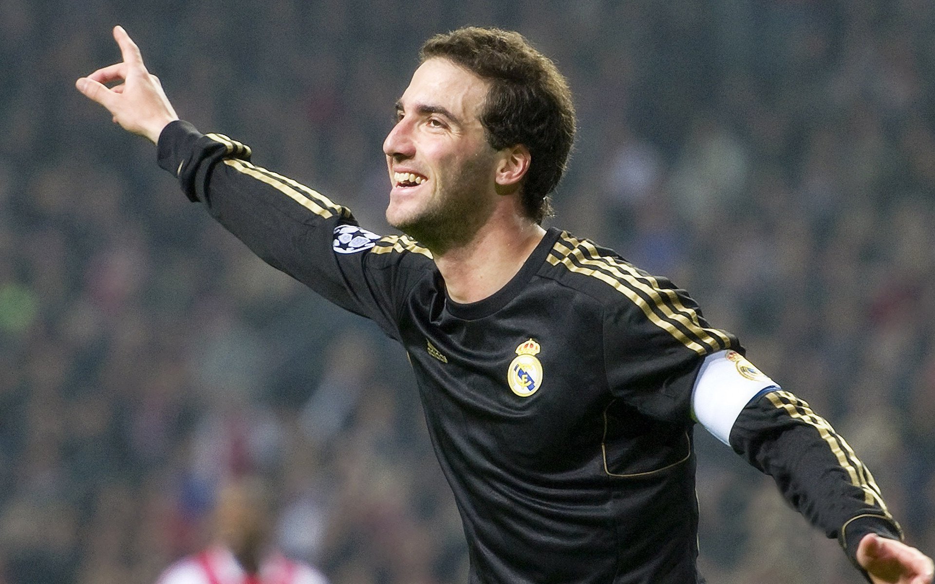 随机永恒瞬间：那些让人热血沸腾的比赛片段，精彩瞬间的永恒